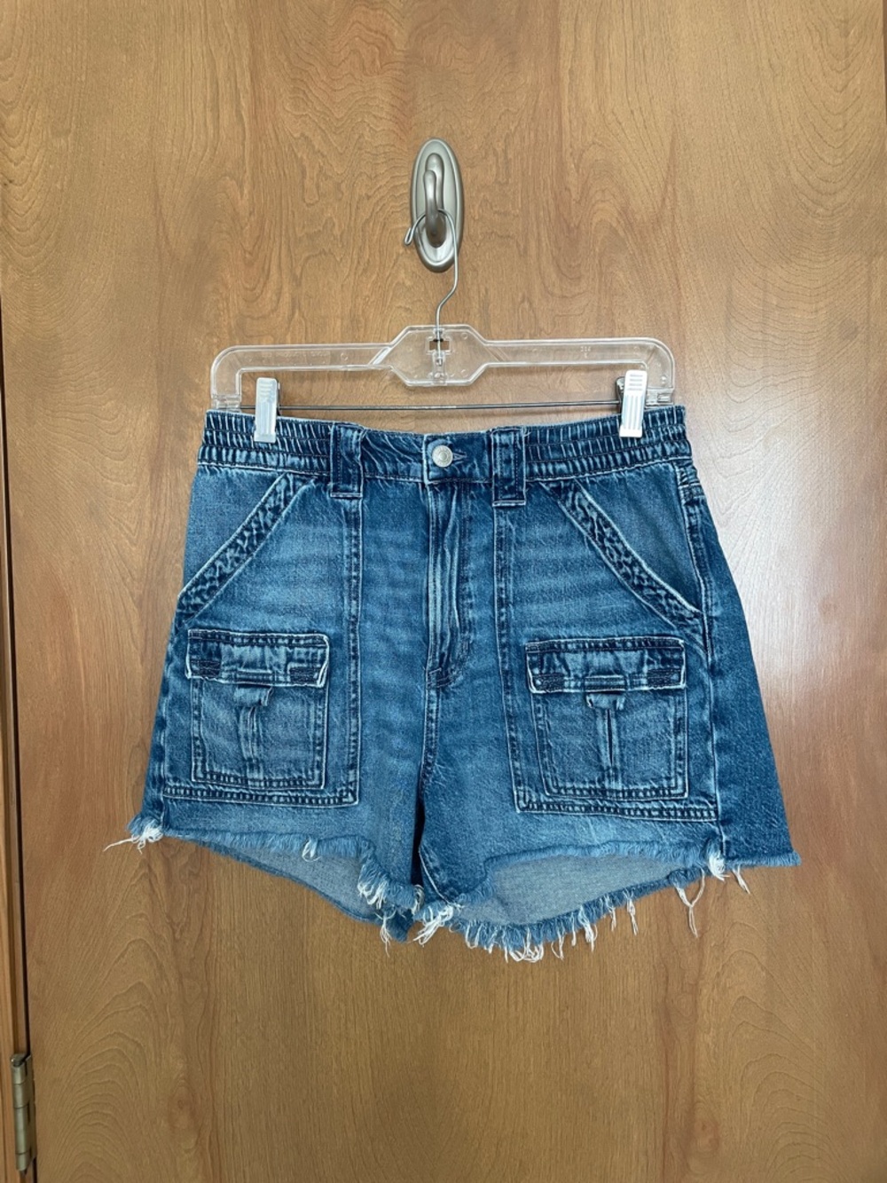 American Eagle Outfitters Blue Denim High-Rise Utility Shorts size 6